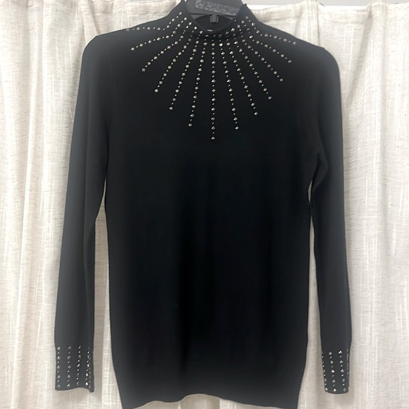 Sweaters - Embellished Sweater Black Size M